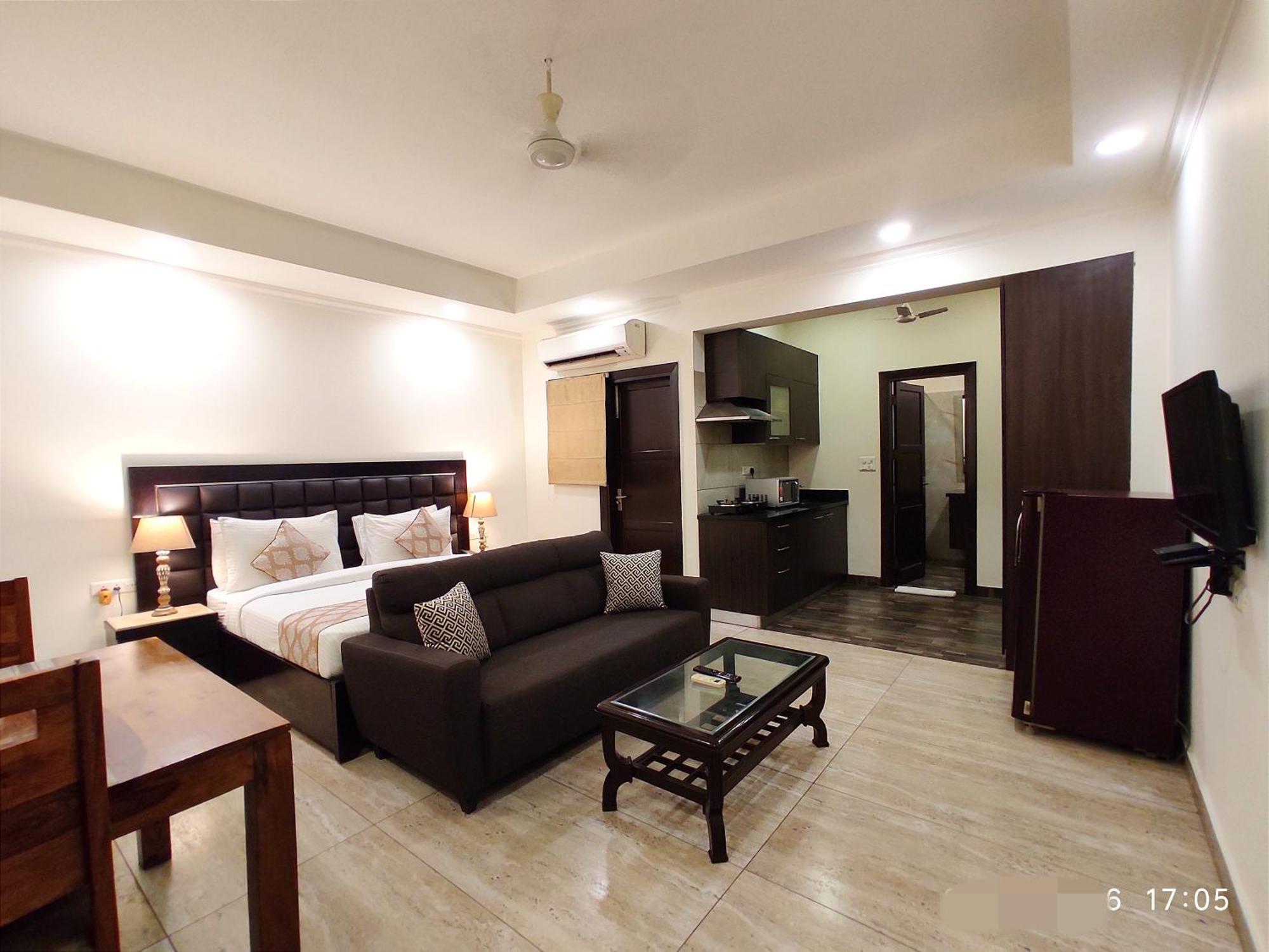 When In Gurgaon - Artemis Hospital 1 Min Walk, Fortis & Medanta 4 Mins Drive Εξωτερικό φωτογραφία