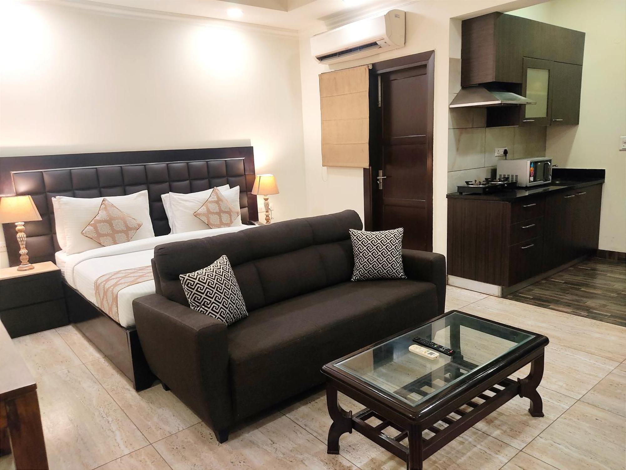 When In Gurgaon - Artemis Hospital 1 Min Walk, Fortis & Medanta 4 Mins Drive Εξωτερικό φωτογραφία
